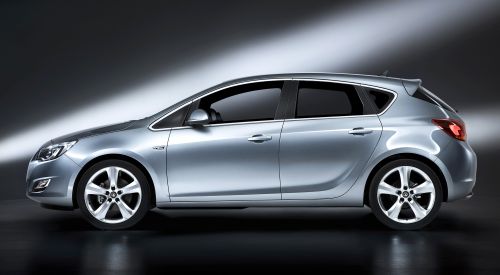 Opel/Vauxhall решават местата за производство на следващото поколение Astra
