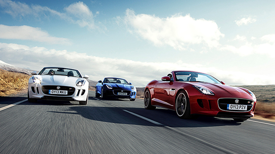 Новият Jaguar F-TYPE вече е в България (Видео)