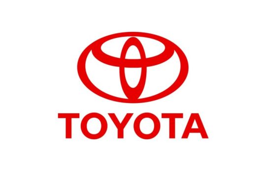 Toyota изтегля милиони коли заради проблем с електрическата помпа